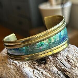 VTG BOHO artist signed cuff abstract shape brass metallic watercolor design K&T